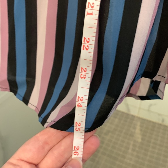 Torrid Size 00 “chiffon” striped Blouse - Picture 4 of 4